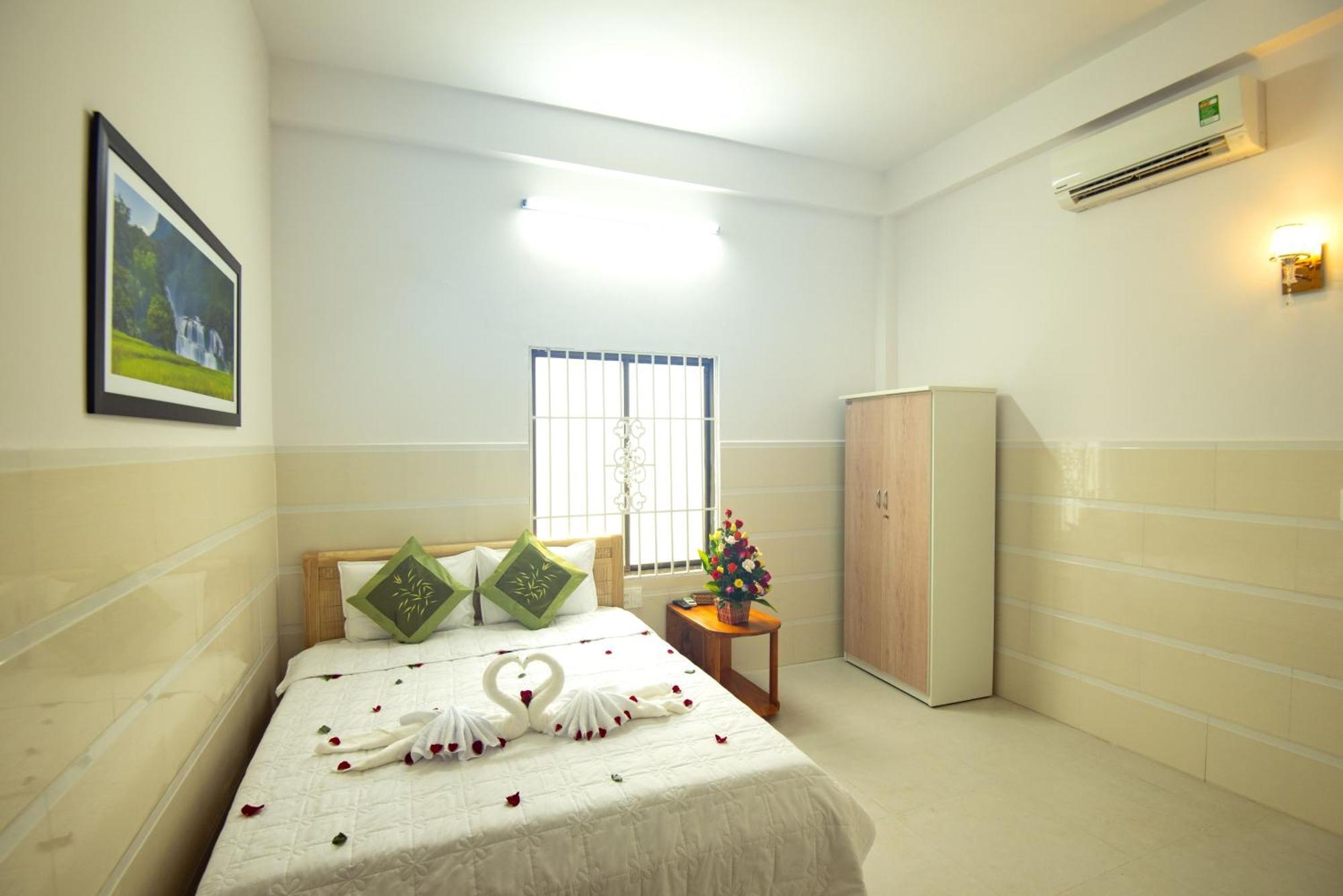 Bong House Homestay 2 Хойан Экстерьер фото