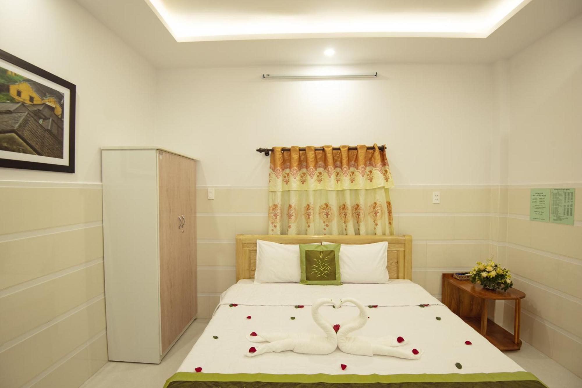 Bong House Homestay 2 Хойан Экстерьер фото